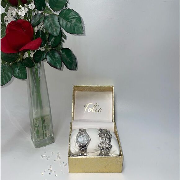 NEW Folio Wristwatch & Rhinestone Bracelet Set - Picture 1 of 4